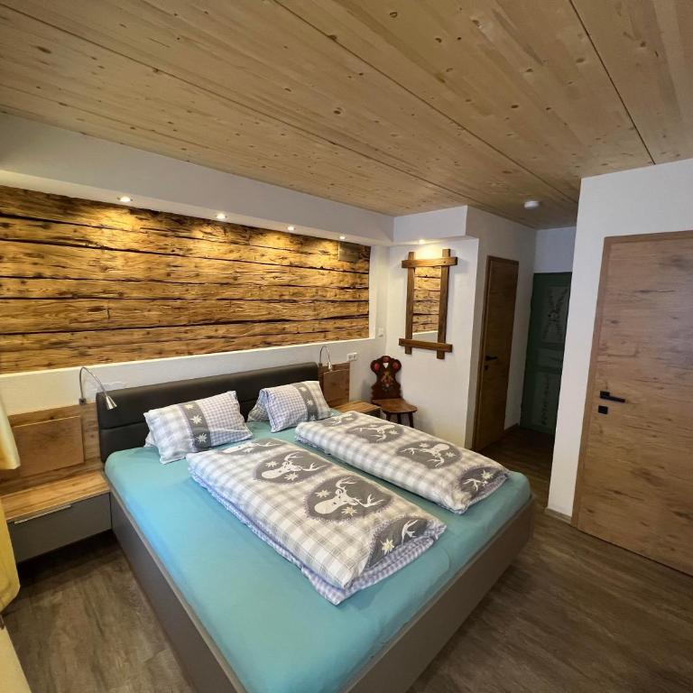 Schliederlerhof - Doppelzimmer mit Dusche - 2