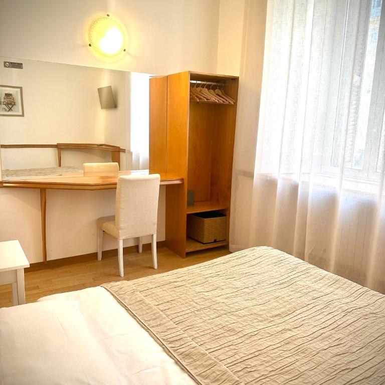 Green Hotel - Single Room - 3