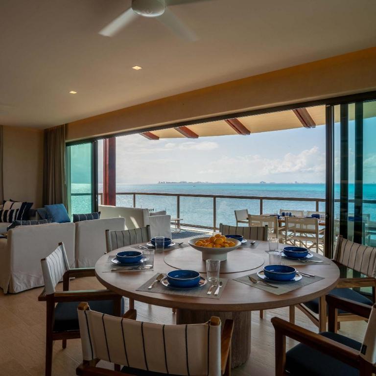 4BR Luxury Beachfront Apt w/ Heated Pool - Apartment - 9