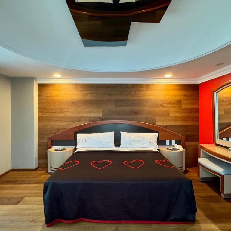 Hot Plaza Belices - Love Hotel - Solo Adultos - Double Room - 1