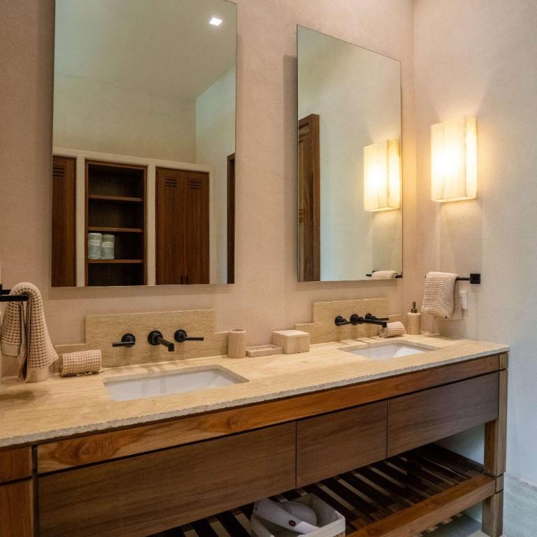 Premium Beachfront - 3BR - Heated Infinity Pool - Apartment - 28