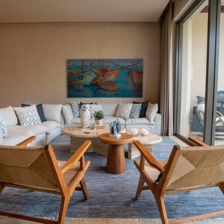 Premium Beachfront - 3BR - Heated Infinity Pool - Apartment - 21