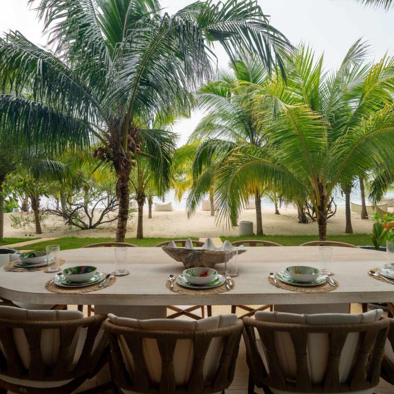 Premium Beachfront - 3BR - Heated Infinity Pool - Apartment - 2