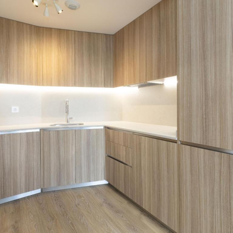 ApartUP Port Marina Azura - Three-Bedroom Deluxe Apartment - 19
