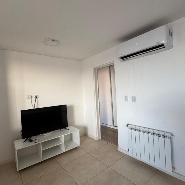 Sarmiento 560 - Apartamento de 1 dormitorio - 2