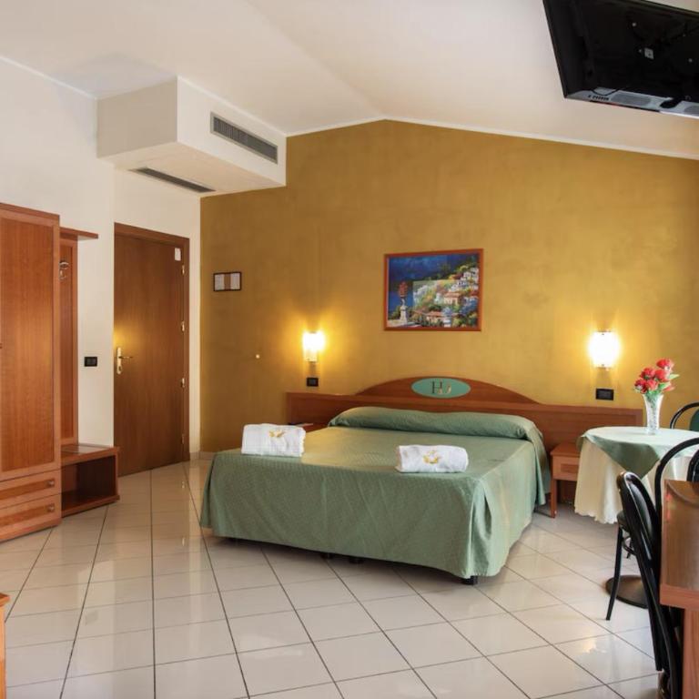 HD Hotel - Camera Matrimoniale Superior - 2