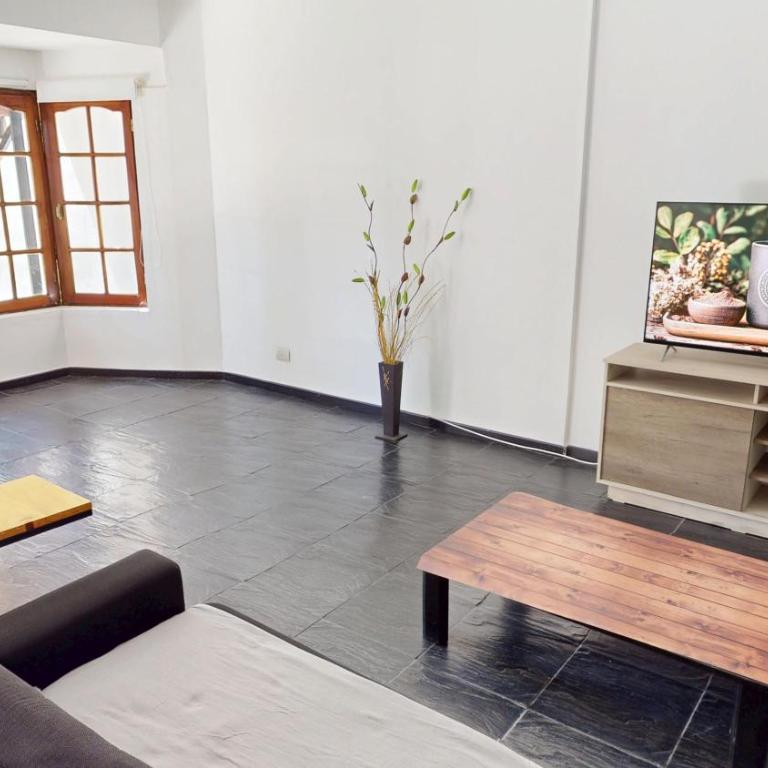 Excelente Casa Amplia Completa Privada con Jardin y Parrilla - Casa de 2 dormitorios - 21