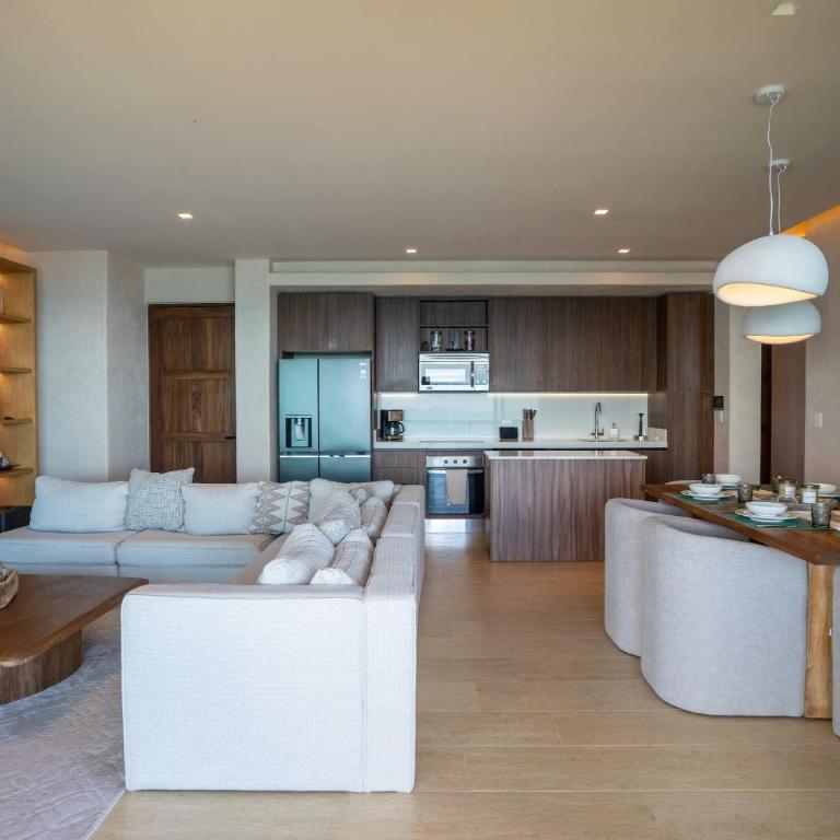 4BR Luxe Apartment With Panoramic Views - Apartment - 18