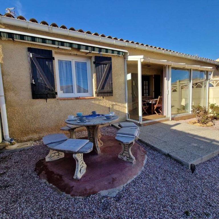 Maison avec Jardin, Véranda ensoleillée et Tout Confort à Marseillan - FR-1-387-62 - Villa - 19