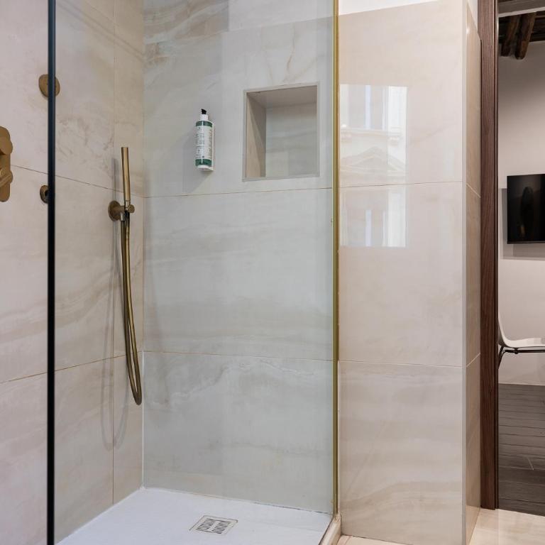 The Heritage Apartment 4 Guests Piazza di Spagna & Trevi - Casa con 1 Camera da Letto - 14