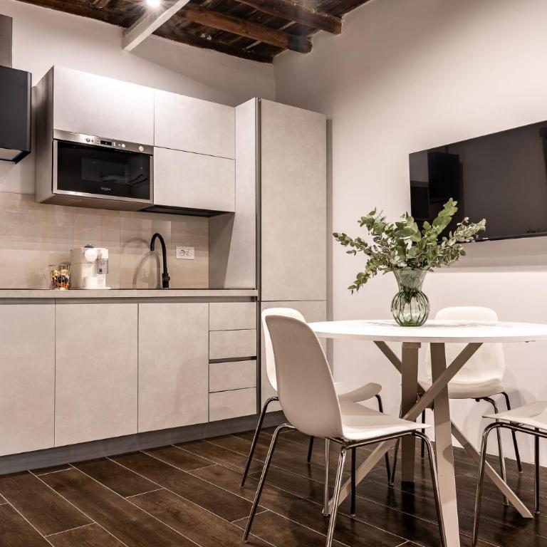 The Heritage Apartment 4 Guests Piazza di Spagna & Trevi - Casa con 1 Camera da Letto - 21