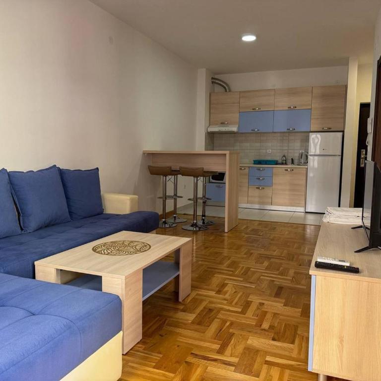 Becici Akacia Apartments - One-Bedroom Apartment - 2
