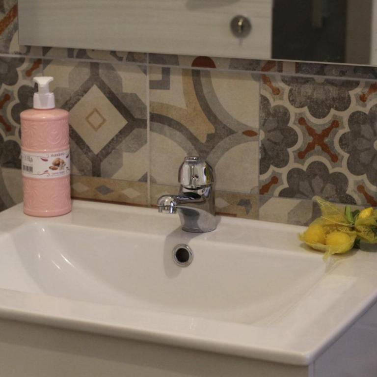 Alisea Home - Two-Bedroom Apartment - 9