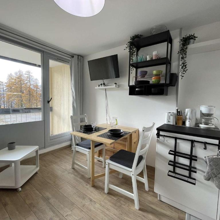 Studio rénové au pied des pistes, balcon ouest, 4 couchages à Montgenèvre - FR-1-330D-129 - Appartamento (2 Adulti) - 20