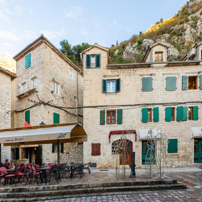 Tara Rooms In The Heart Of Old Town Kotor - Double Room with Private Bathroom - 23