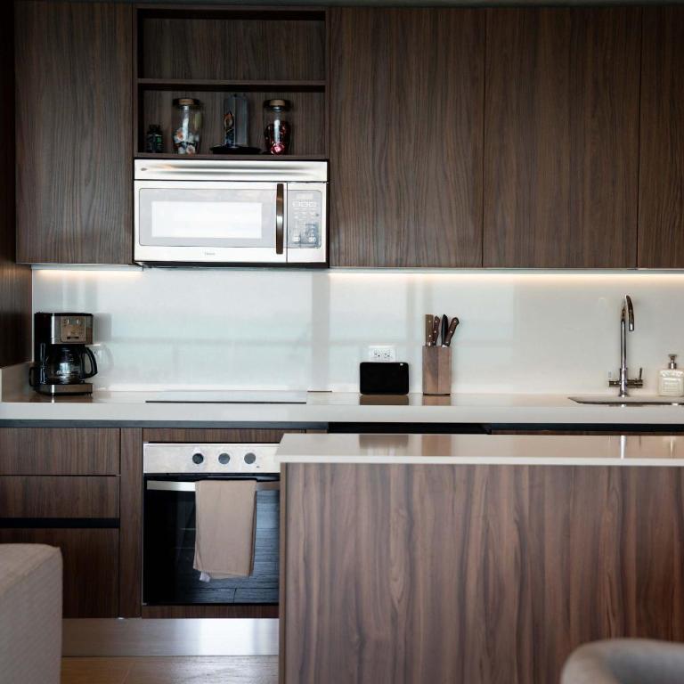 Modern Apt with Private Roof Garden & Pool - Apartment - 18