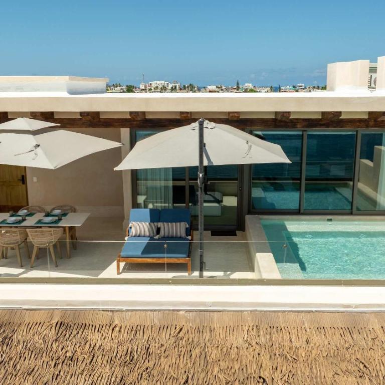 Beachfront Luxe Penthouse Studio in Isla Mujeres - Apartment - 5