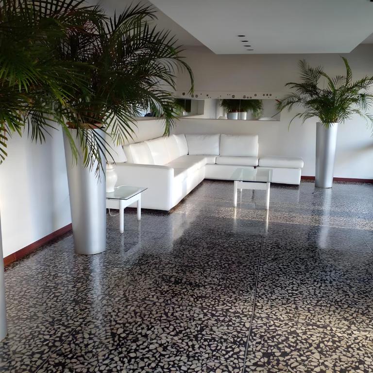APARTAMENTO EN PUNTA DEL ESTE PLENA PENINSULA LIBR TURISMO 27MRZ-5ABR! PARA 4 PERSONAs - Apartamento de 1 dormitorio - 2