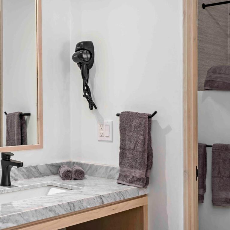 605 Tower Downtown Cabo - Suite Deluxe con cama extragrande - 15