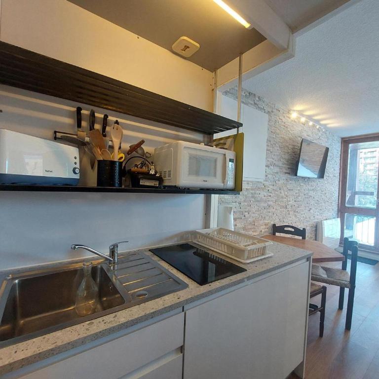 Studio calme proche pistes avec balcon et WIFI - FR-1-346-499 - Studio - 8