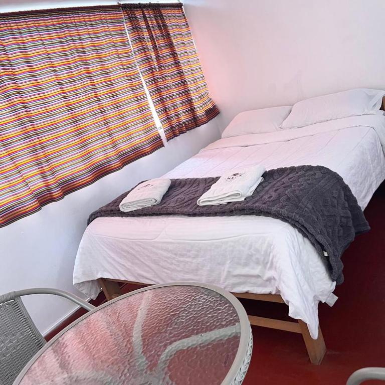 ENEDE HOSTEL - Habitación Doble Económica - 4