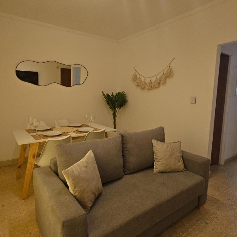 Departamento en La Perla amplio nuevo y atención de calidad - One-Bedroom Apartment - 5