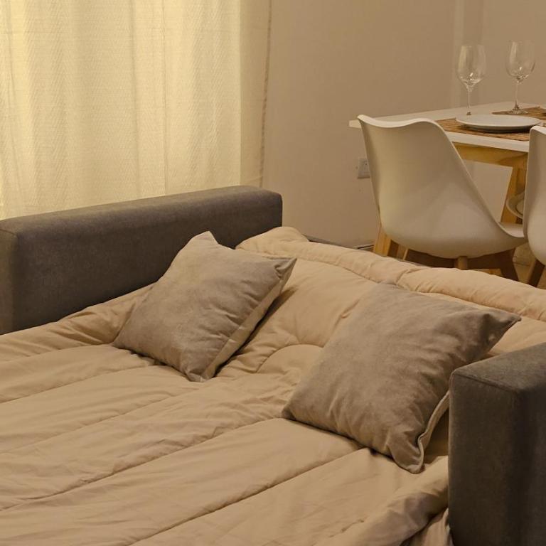 Departamento en La Perla amplio nuevo y atención de calidad - One-Bedroom Apartment - 29