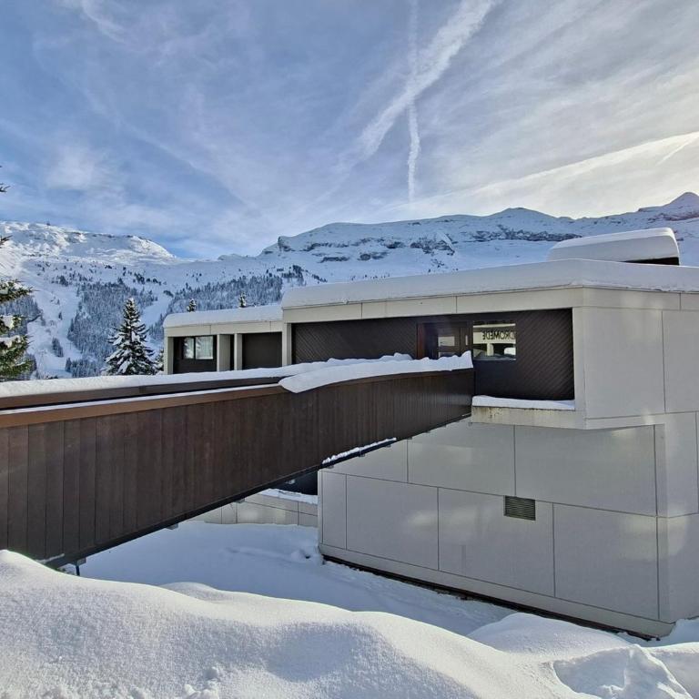 Studio rénové avec balcon proche des pistes, casier à ski - Studio - 11