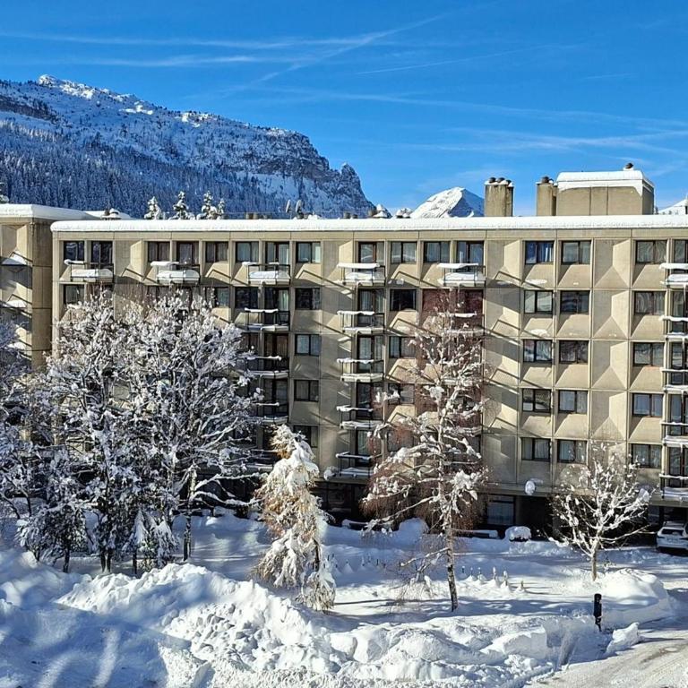 Appartement Confortable, Proche Pistes & Commerces, Balcon - Appartement 1 Chambre - 14