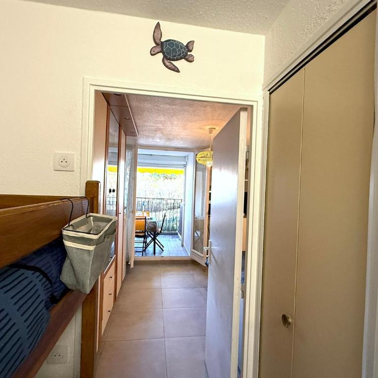 Studio LGM tout confort avec terrasse & parking, Plage à pied - One-Bedroom Apartment - 39