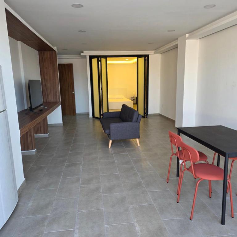 Modern Apartment in Miguel Hidalgo with Balcony - One-Bedroom Apartment with Terrace - 1