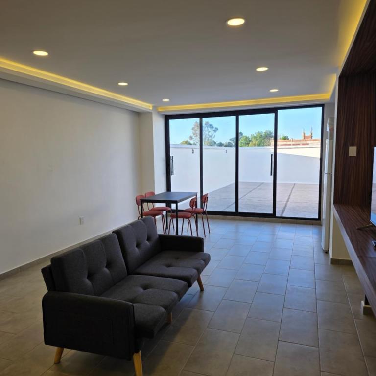 Modern Apartment in Miguel Hidalgo with Balcony - One-Bedroom Apartment with Terrace - 9