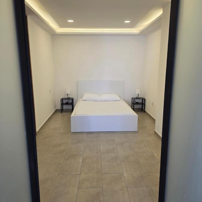 Modern Apartment in Miguel Hidalgo with Balcony - One-Bedroom Apartment with Terrace - 16