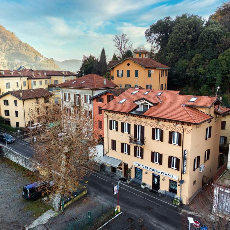 Casa Batèl Suites & Apartments - Ferry, Free Parking, Market & Lake Side - Double Room - 14