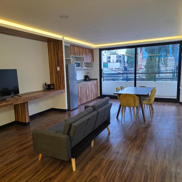 Modern Apartment in Miguel Hidalgo with Balcony - Two-Bedroom Apartment with Balcony - 16
