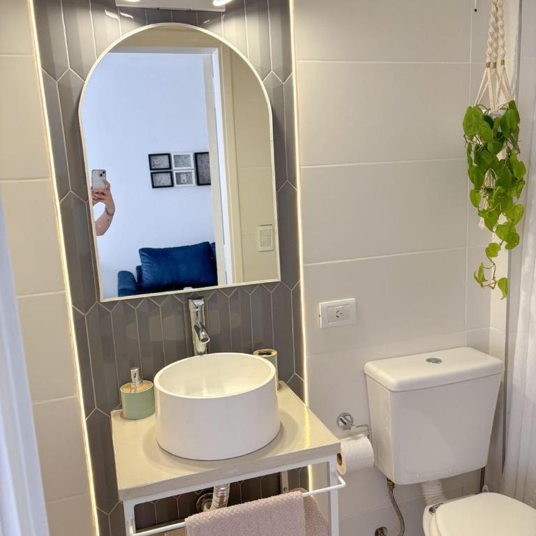 Monoambiente zona Guemes Paseo Aldrey Brown - One-Bedroom Apartment - 13