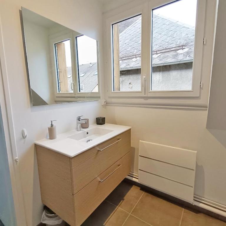Gloria, T3, wifi, Luchon centre - Appartement - 8