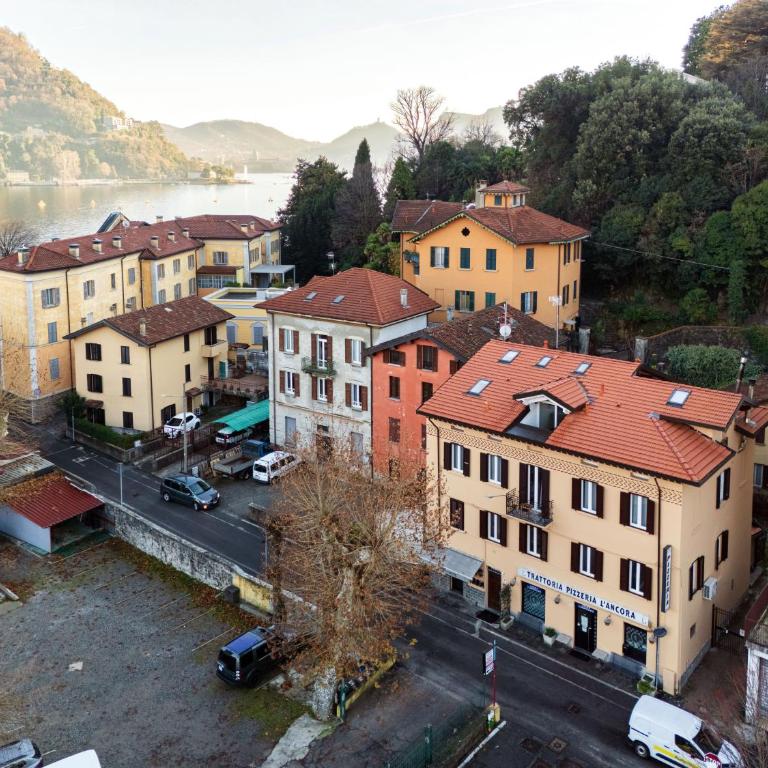 Lucia Cozy Flat at few steps by Lake Como - Two-Bedroom Apartment - 57