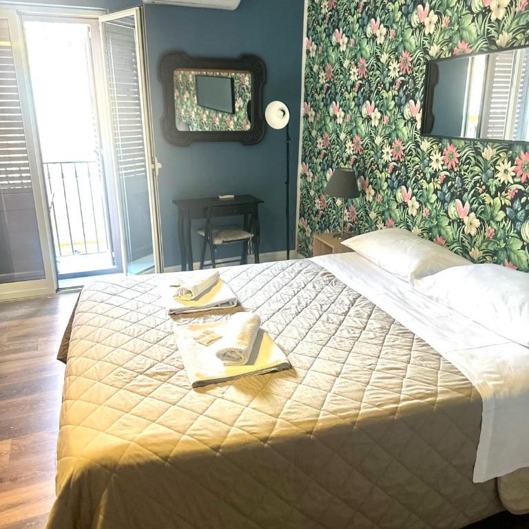Porta di Castro's Home - Appartamento con 2 Camere da Letto - 56