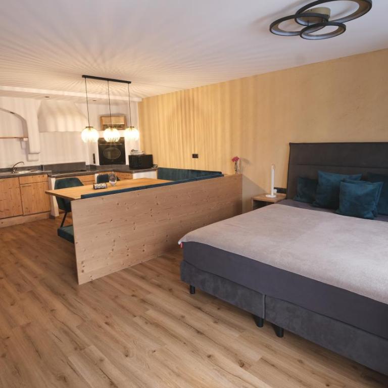 Apartmenthaus Kristall - inclusive Wasserwelt Wagrain mit Sauna - Gartenapartment 1 - 2
