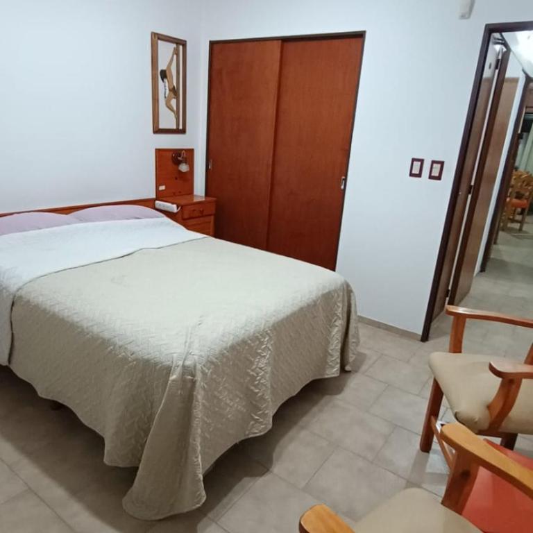 Departamento con inmejorable ubicacion en Villa Carlos Paz - Apartamento de 1 dormitorio - 6