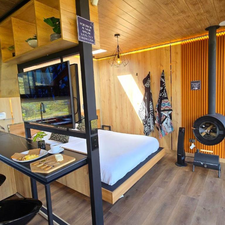 Tiny house, comfort and peace facing Chimborazo - One-Bedroom Chalet - 2