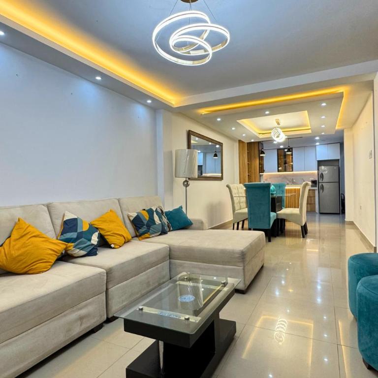 Depa 2 dormitorios en primer piso con cochera en San Andrés - Two-Bedroom Apartment - 1