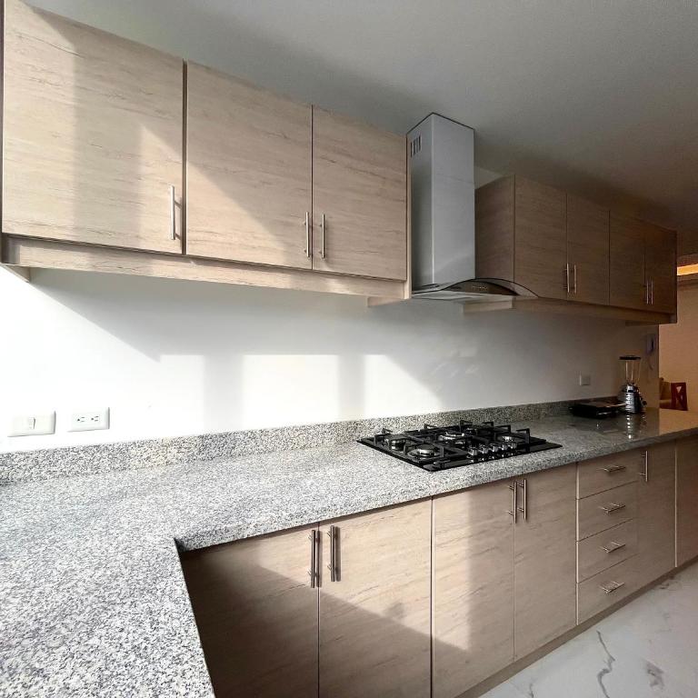 Suite en Quito, vistas, parqueo y área social - One-Bedroom Apartment - 16