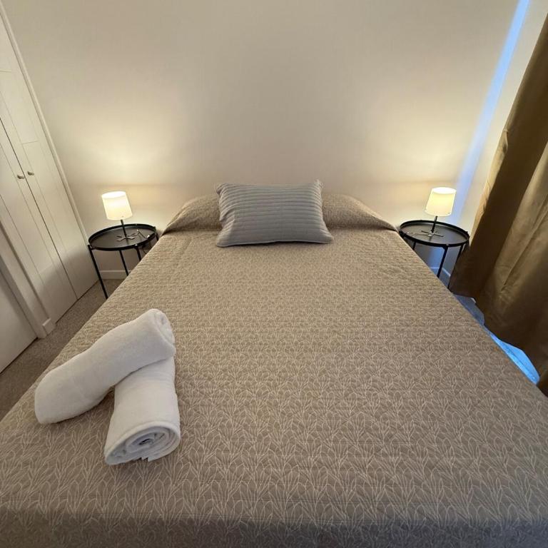 Cerca de Museos Aire acondicionado Piscina Ropa de cama y toallas Wifi plus - Two-Bedroom Apartment - 36