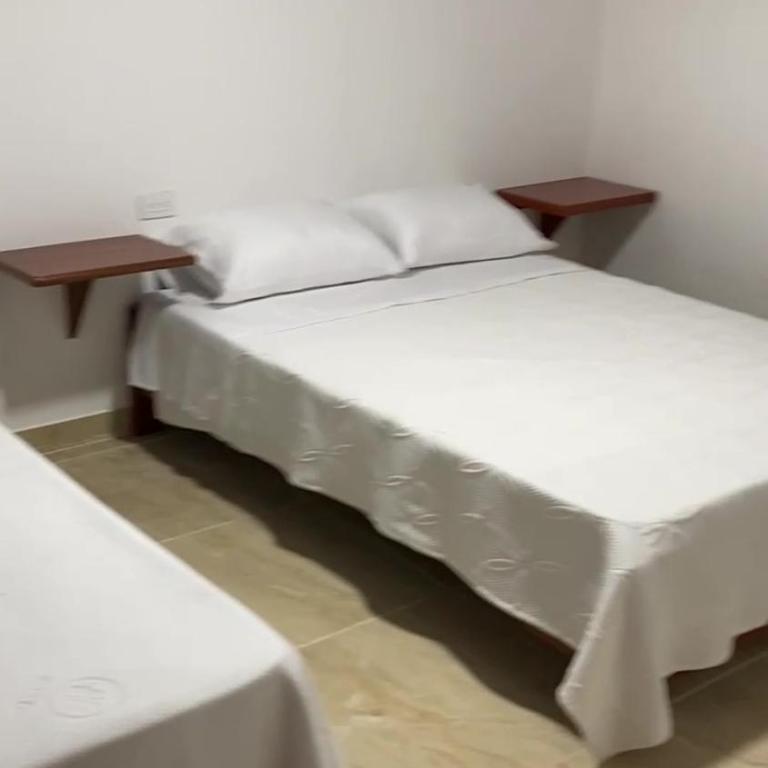 Rosablanca RN - Twin Room - 5