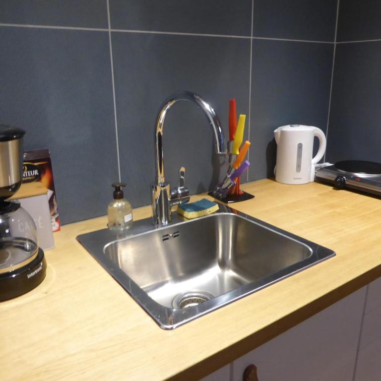 Appartement central avec grande terrasse Sud pour 4 personnes - FR-1-836-61 - Appartement - 5