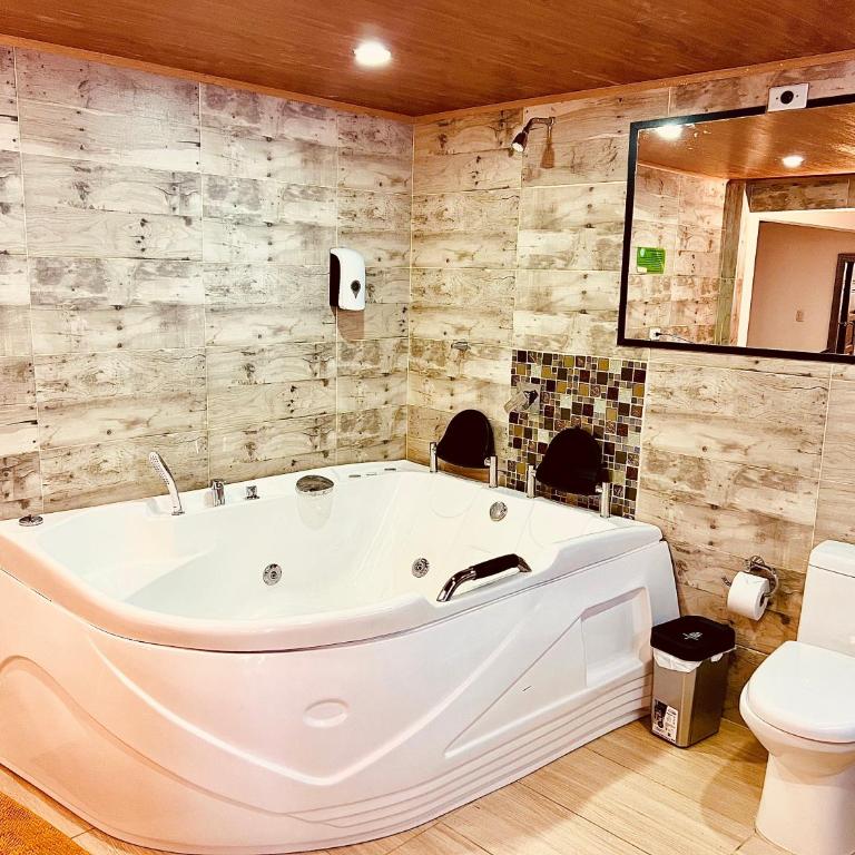 Cabaña Valle De La Laguna, jacuzzi y vista al Lago - Six-Bedroom House - 5