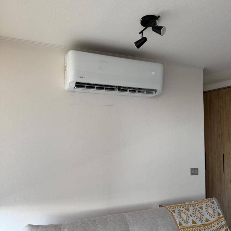 Aire Acondicionado Piscina Ropa de cama y Toallas Wifi plus Parking PISO 21 - Two-Bedroom Apartment - 21