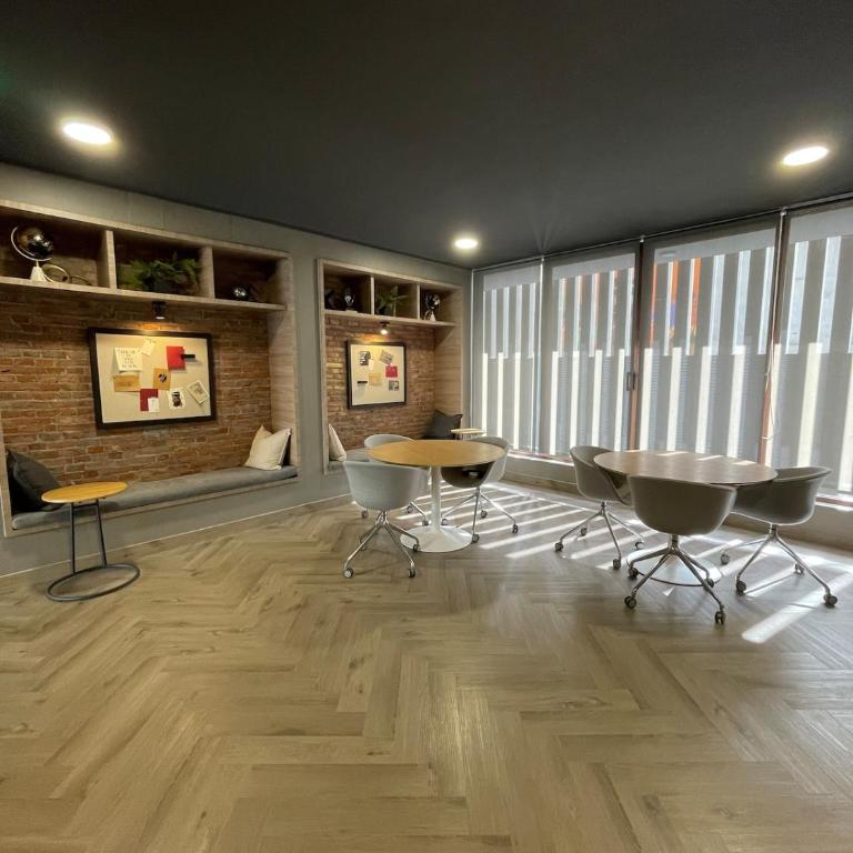Aire Acondicionado Piscina Ropa de cama y Toallas Wifi plus Parking PISO 21 - Two-Bedroom Apartment - 33